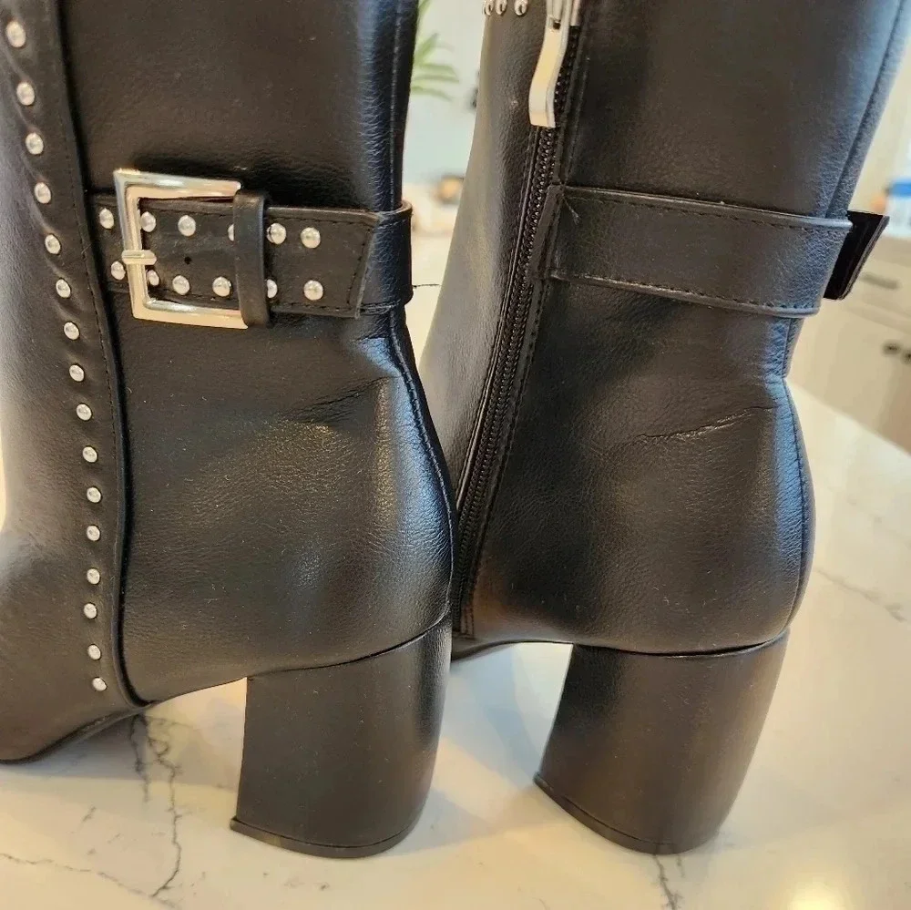 NWOT || OLIVIA + KATE || Rachel booties